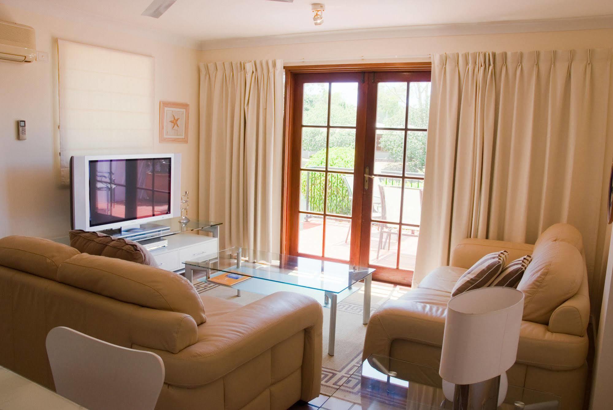 Villa Aqua Noosaville Luaran gambar
