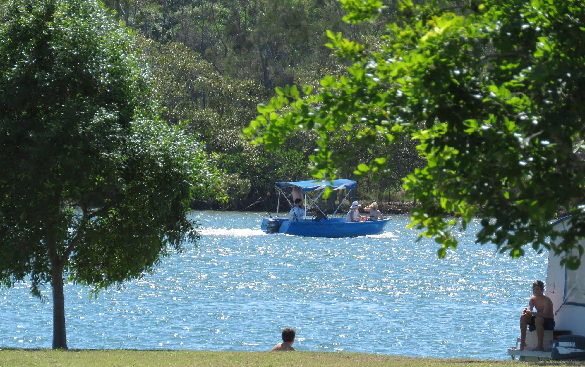 Villa Aqua Noosaville Luaran gambar