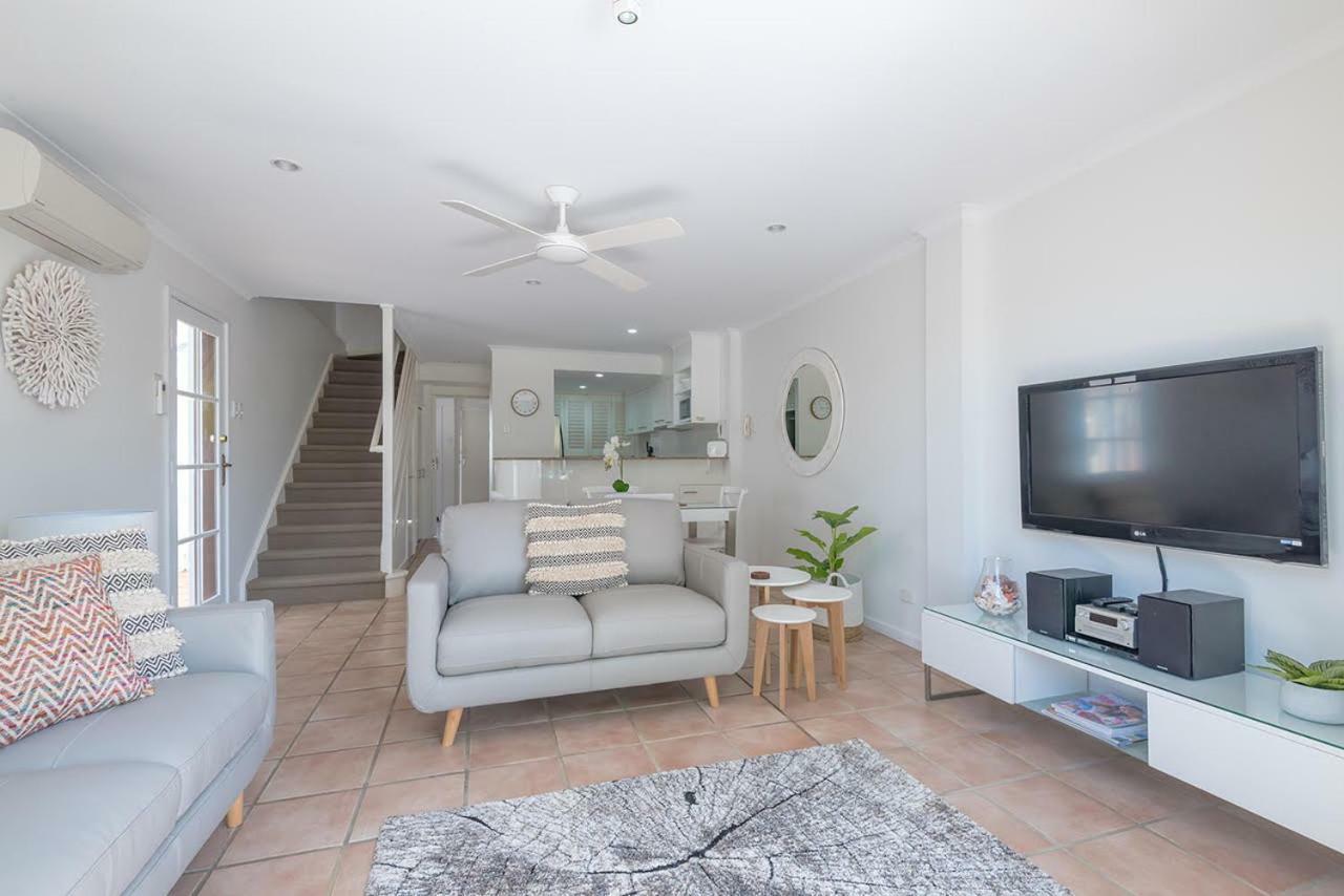 Villa Aqua Noosaville Luaran gambar